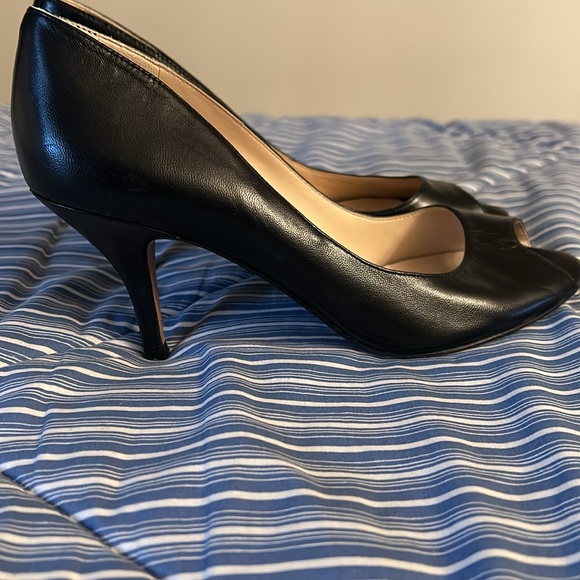 EUC Nine West peeps toe heels - Picture 4 of 7